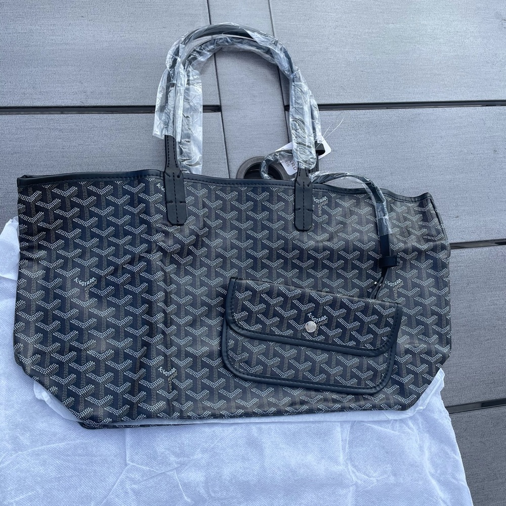 Goyard bag